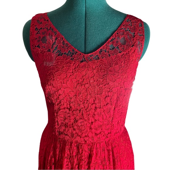 DOLCE & GABBANA RICH RED LACE MIDI FIT & FLAIR DRESS AND FULL SLIP LINER IN SILK - Picture 5 of 16